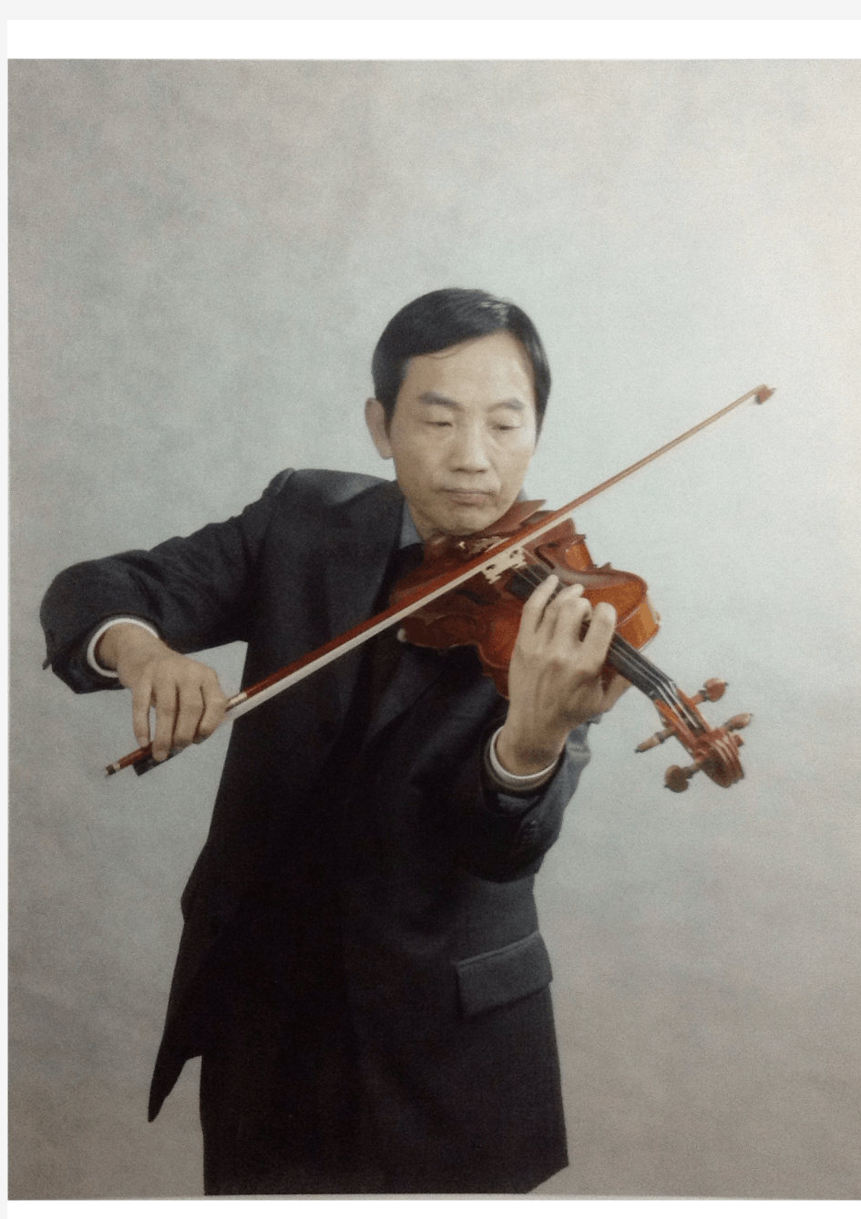 少儿小提琴与管弦乐队《歌唱少年英雄王二小》作曲：刘方